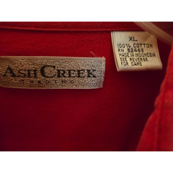 MT # 1003 MEN'S XL,  ASH CREEK TRADING  RED LONG SLEEVE  FLANNEL SHIRT - Picture 2 of 3